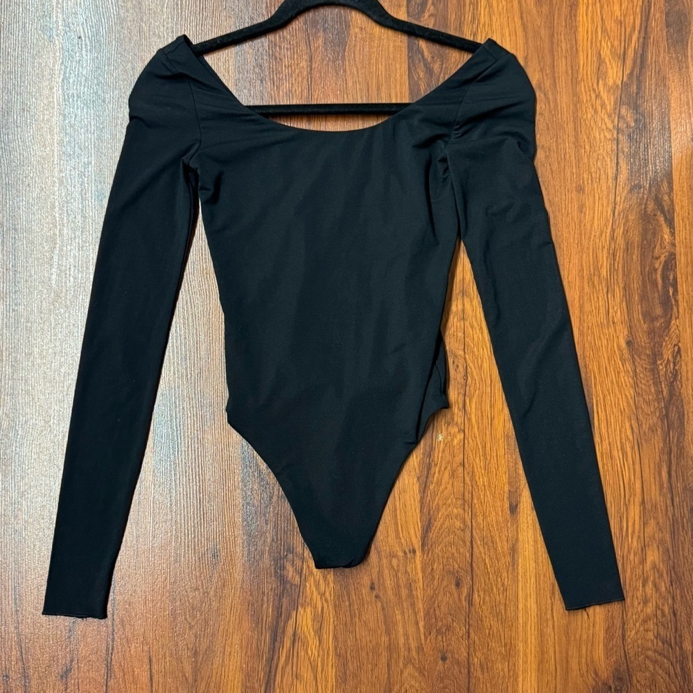Wilfred Aritzia Black Bodysuit Long Sleeve Extra Small